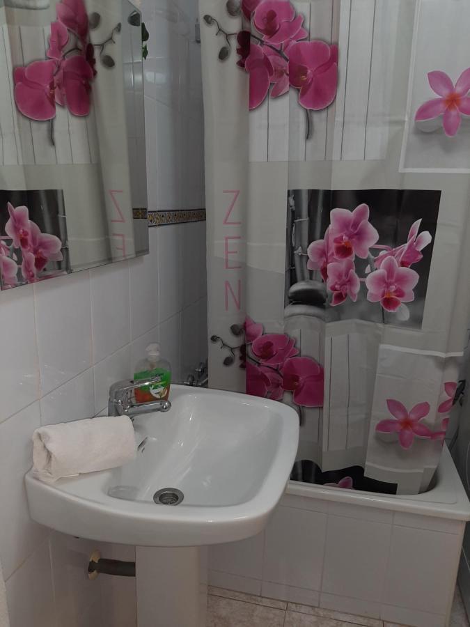 Carihuela La Cascada Sweet Apartament Lägenhet Torremolinos Exteriör bild
