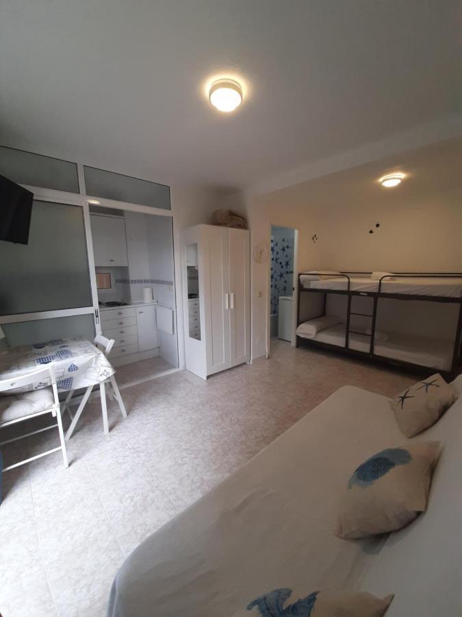 Carihuela La Cascada Sweet Apartament Lägenhet Torremolinos Exteriör bild